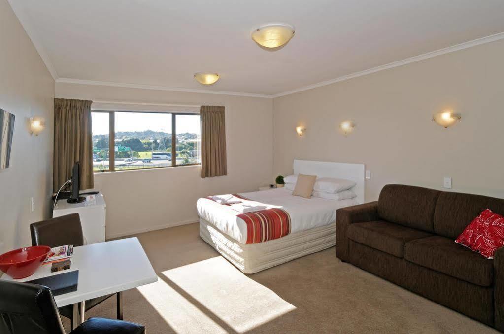 Airport Harbour Motel Auckland Bagian luar foto